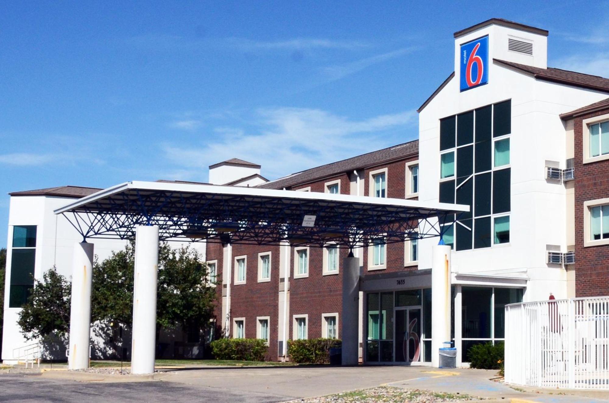 Motel 6-West Des Moines, Ia Bagian luar foto