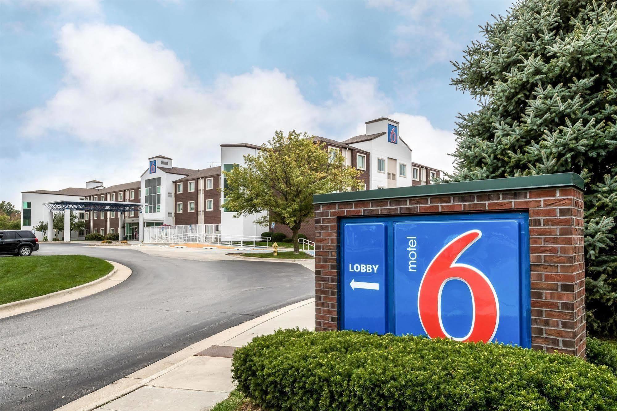 Motel 6-West Des Moines, Ia Bagian luar foto